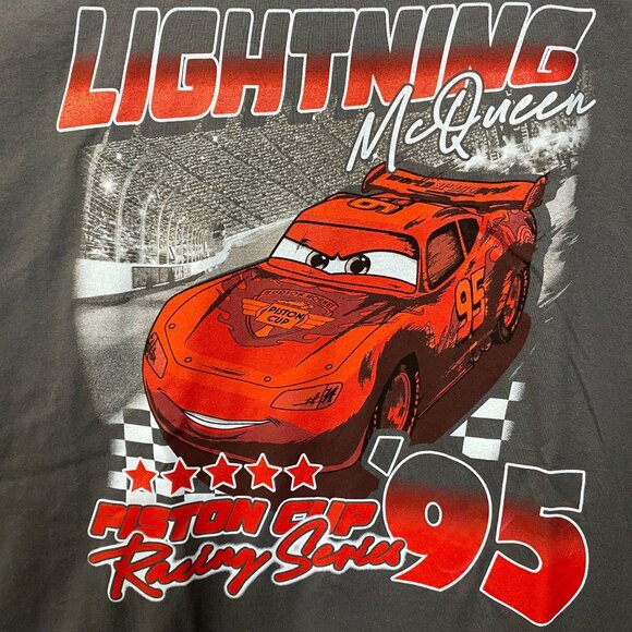 Disney Pixar Cars Lightning McQueen Piston Cup 95 T-Shirt 3XL - Picture 2 of 4